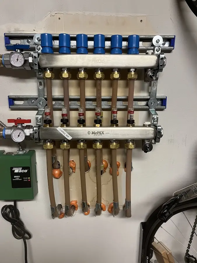 Plumber performing Leak Detection at a residential property in Central Point